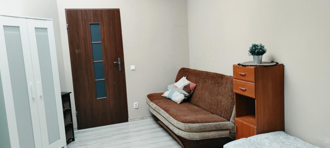 Tanie Spanie Przy Malcie - Zameldowanie Bezobslugowe - Poznan Exterior foto